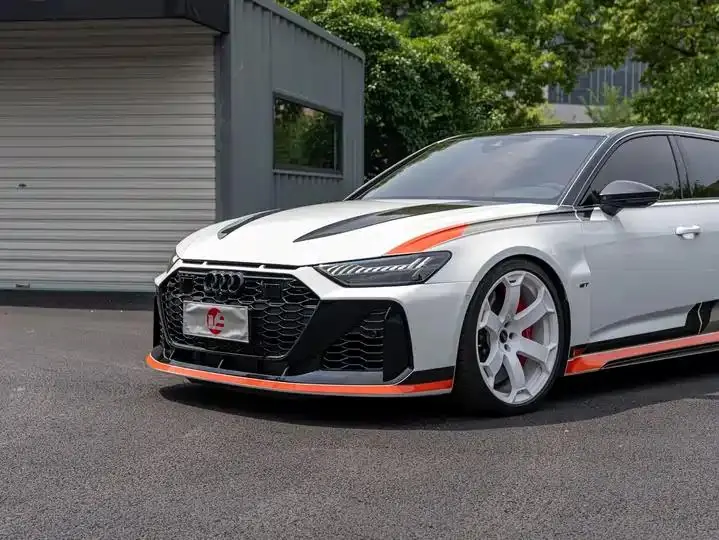 Audi RS 6 2025 RS 6 Avant GT 10