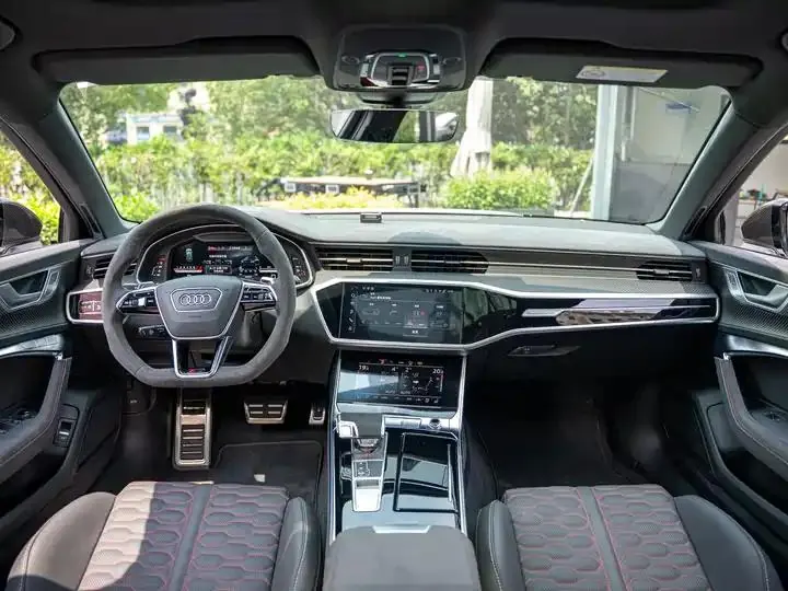 Audi RS 6 2025 RS 6 Avant GT 17