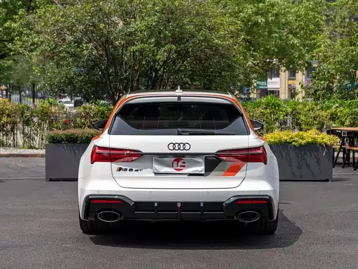 Audi RS 6 2025 RS 6 Avant GT 5