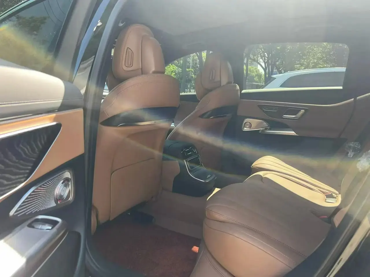 Mercedes Benz E-Class 2024 Model E 260 L 48V 2.0T (Facelift) Automatic 5