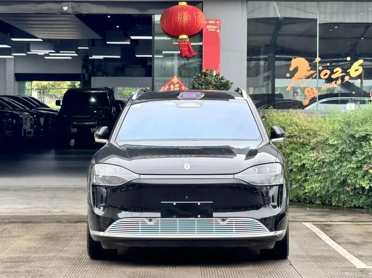 AITO 2024 AITO M9 Range-Extended Ultra Version 52kWh 5-Seater Automatic 2