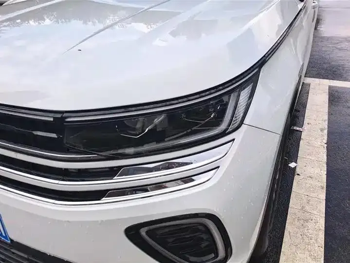 Lanjun 2023 Model 330TSI Luxury Touring Edition 5