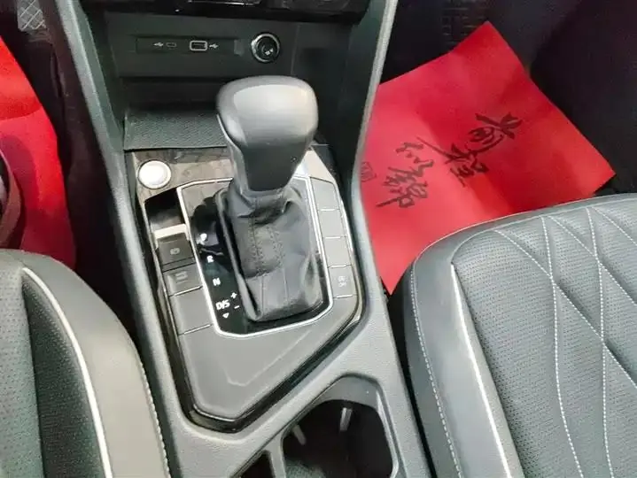 Tiguan L 2022 330TSI Automatic Two-Drive Smart Edition 16