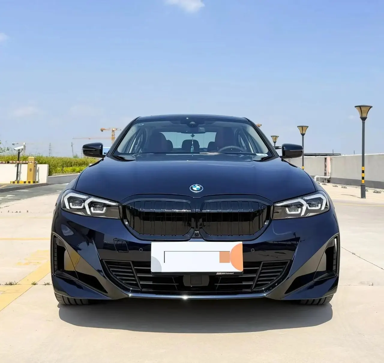 BMW 2025 i3 eDrive 35 L automatic gear 2