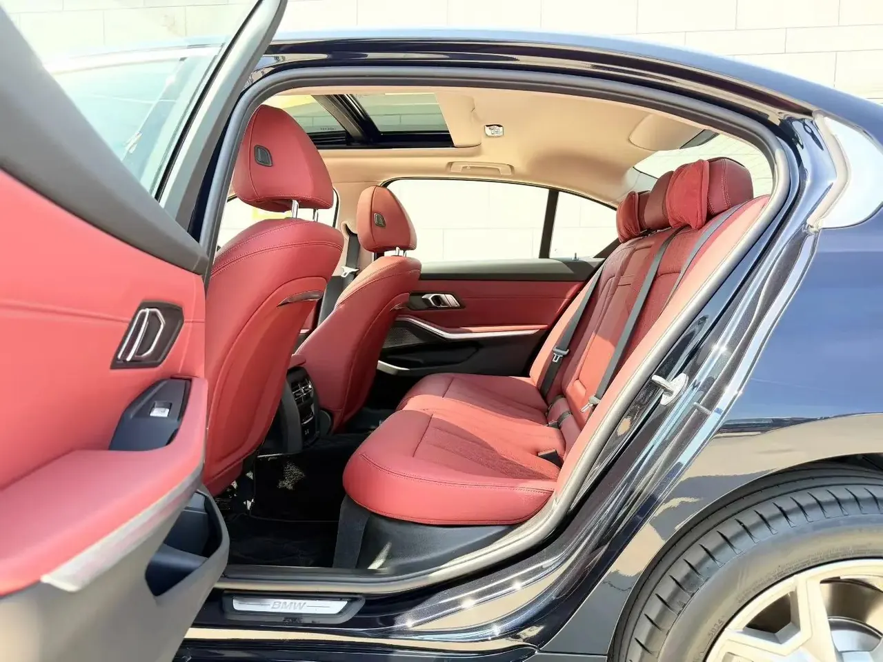 BMW 2025 i3 eDrive 35 L automatic gear 6
