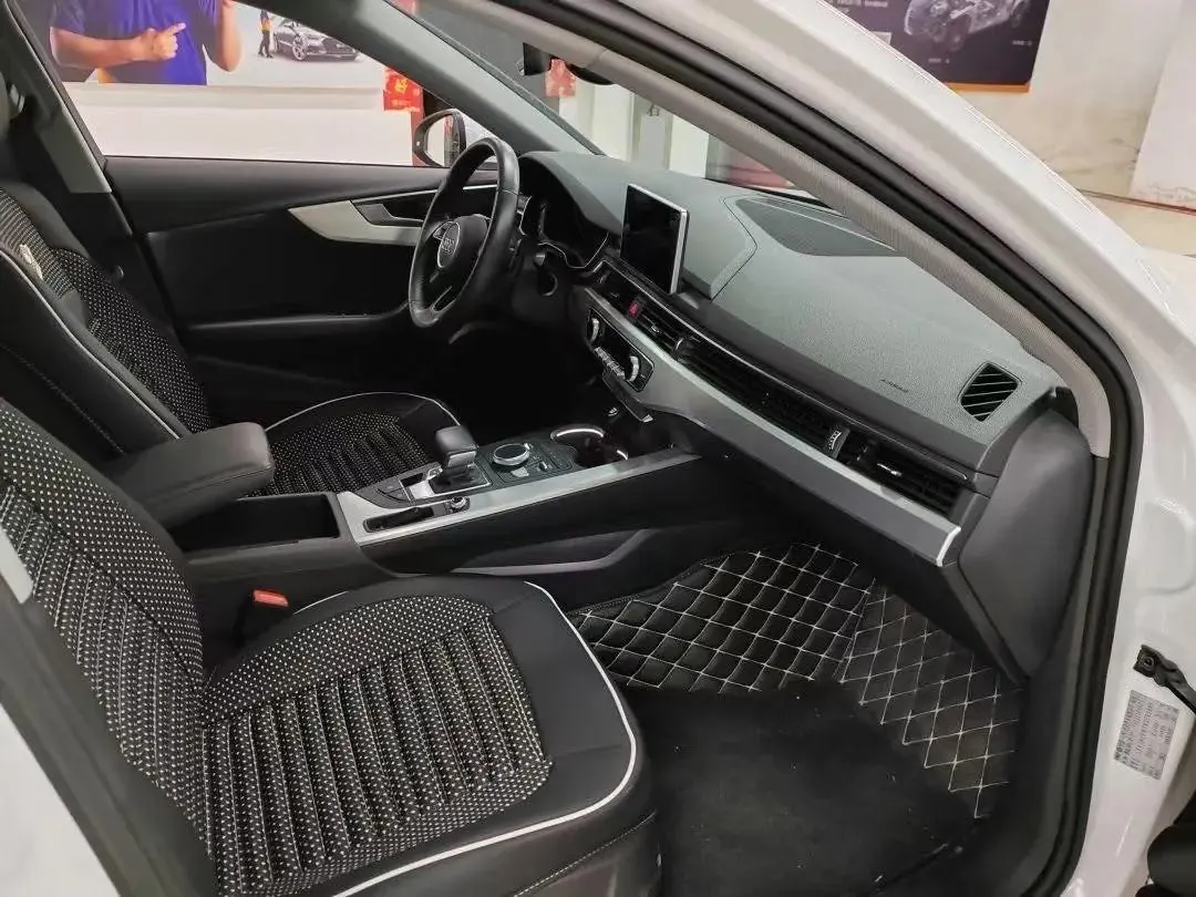 Audi A4L 2020 40 TFSI Fashion Dynamic 2