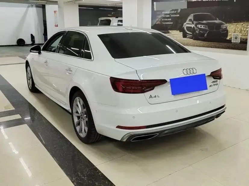 Audi A4L 2020 40 TFSI Fashion Dynamic 4