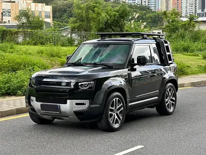 Land Rover Guard 2022 90 3.0T P400 Diablo Special Edition - View 1