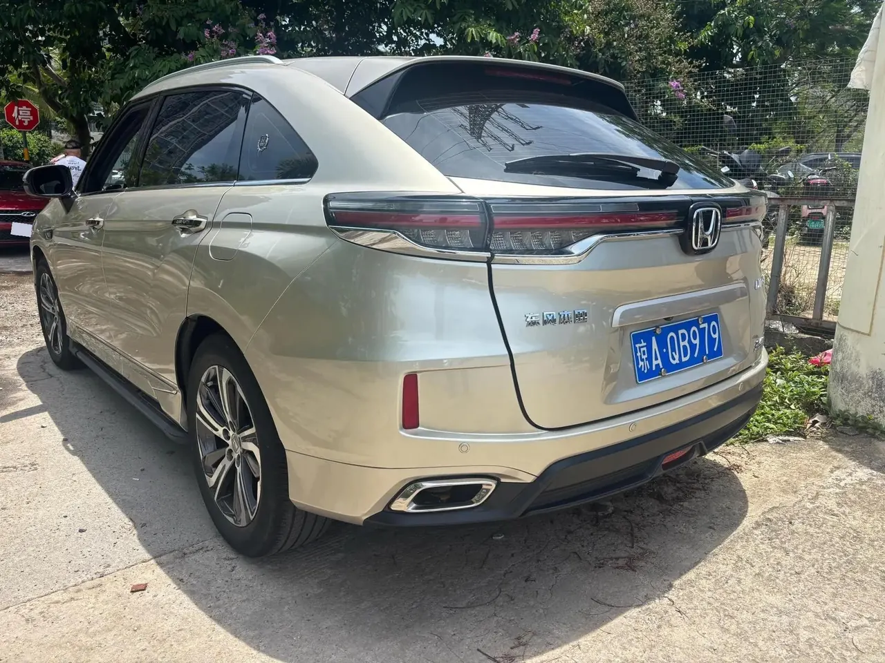 Honda UR-V 2020 240TURBO Two-Drive Pleasure Edition 4