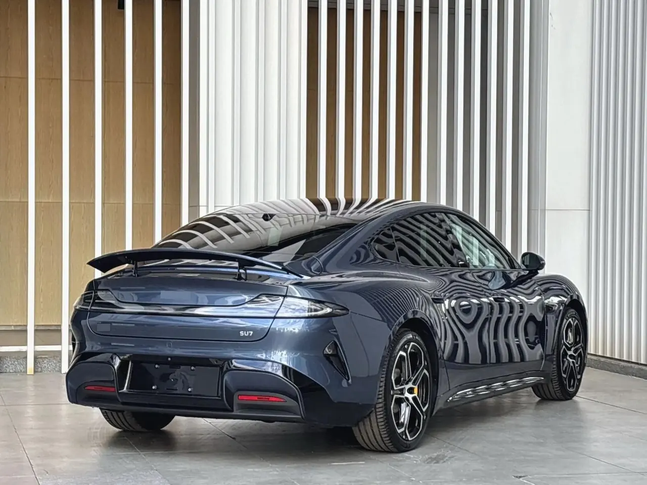 MI SU7 2024 model, 830km range, rear-wheel-drive, ultra-long range, advanced intelligent driving Pro version 4