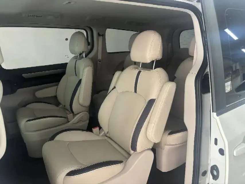 MAXUS MAXUS G10 2021 2.0T Auto Elite Edition Gasoline 9 6