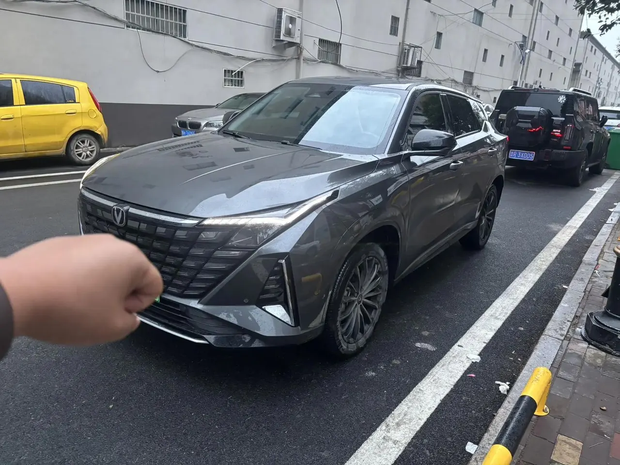 Открыть галерею: ChangAn 2024 UNI-Z Smart Electric iDD 1.5 Stepless 125km Leading Automatic Transmission