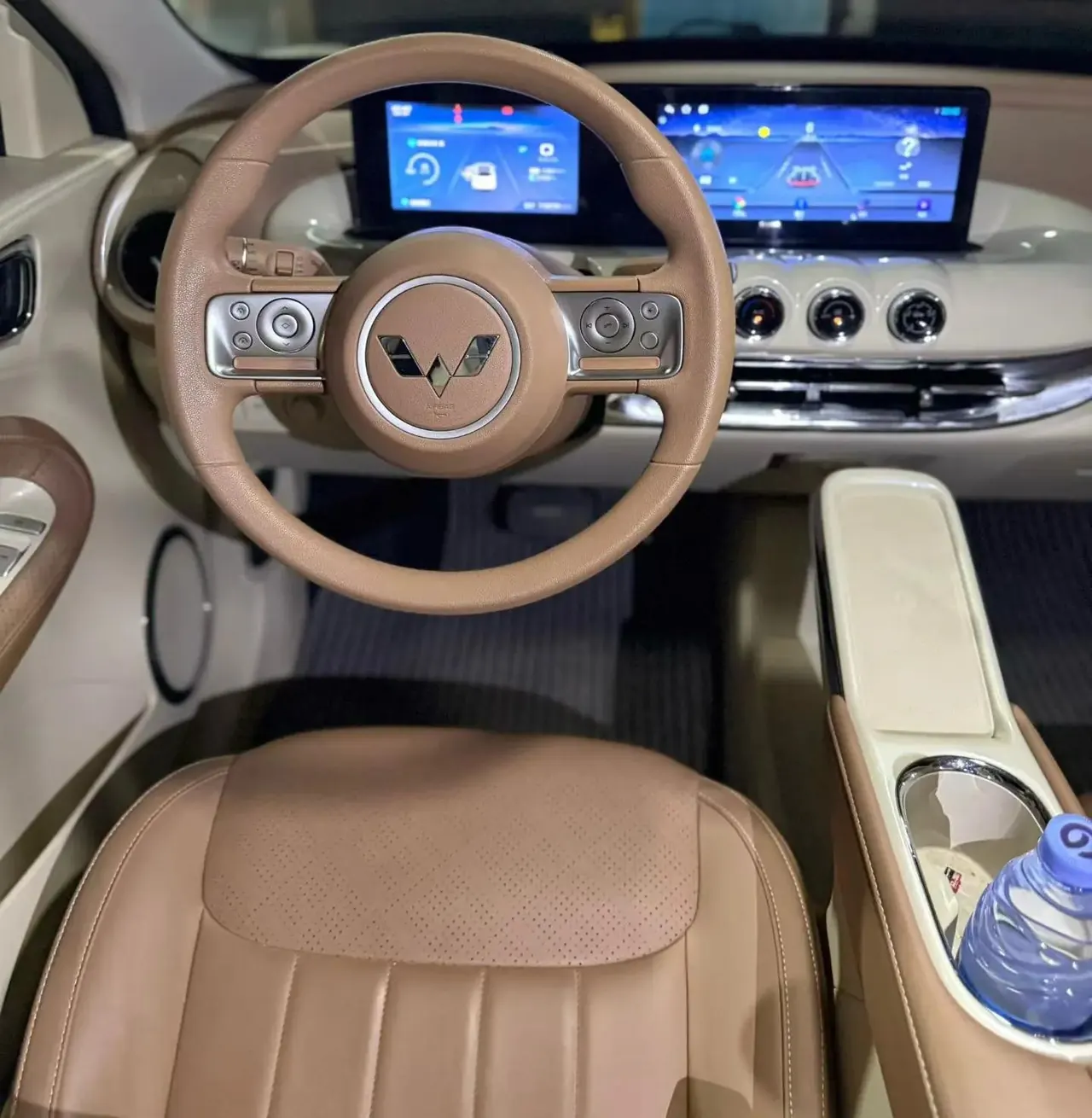 WuLing 2025 Plantronics 333km Enjoy Automatic Gear 4