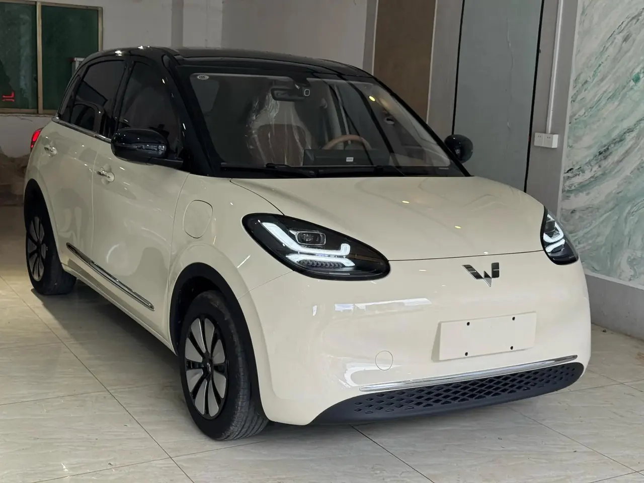 WuLing 2025 Plantronics 333km Enjoy Automatic Gear 5