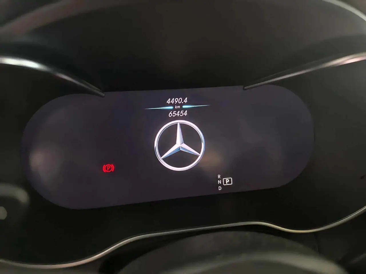 Mercedes Benz GLC 2021 model, GLC 300 L 4MATIC Sport version 10