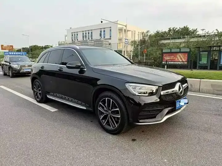 Mercedes Benz GLC 2021 GLC 260 L 4MATIC Luxury Model 4