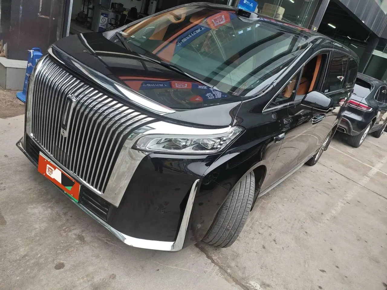 Open image lightbox: WEY 2025 high mountain 8 Hi4 1.5T four-wheel drive version automatic gear