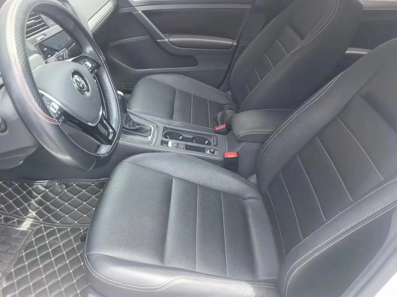 Golf 2020 200TSI DSG Comfort 3