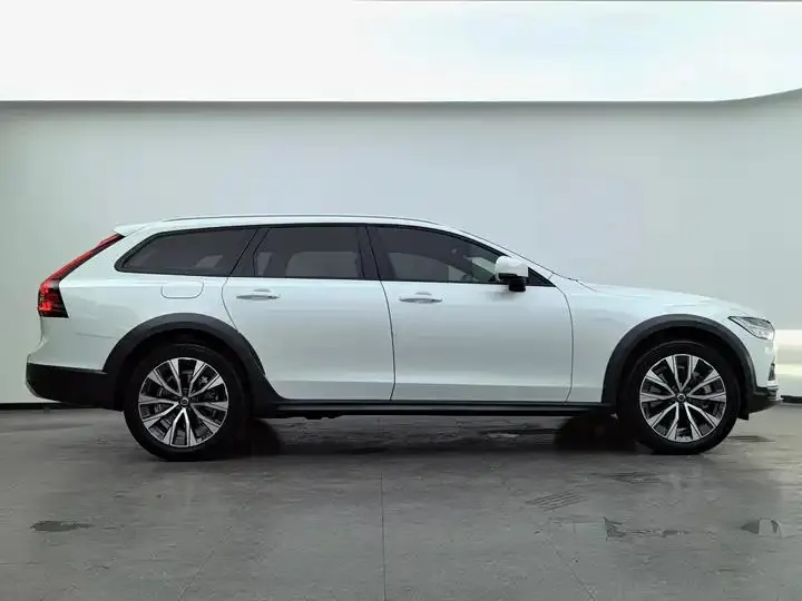 Volvo V90 2021 Cross Country B5 AWD Zhiyuan Edition 11