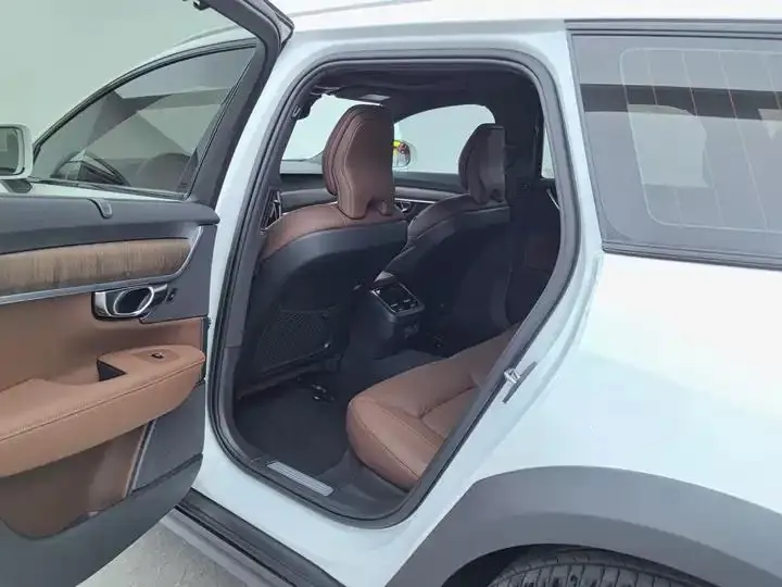 Volvo V90 2021 Cross Country B5 AWD Zhiyuan Edition 15