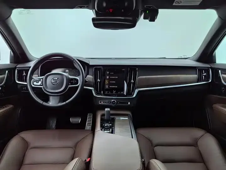 Volvo V90 2021 Cross Country B5 AWD Zhiyuan Edition 17