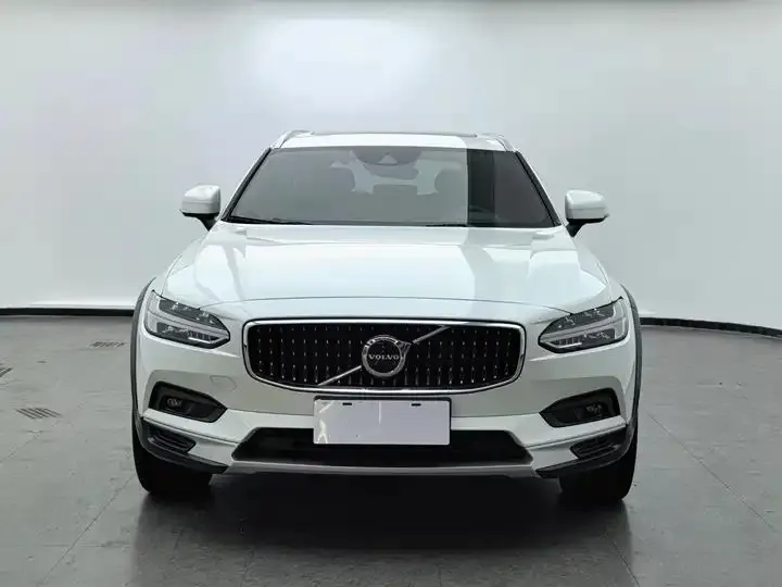 Volvo V90 2021 Cross Country B5 AWD Zhiyuan Edition 2