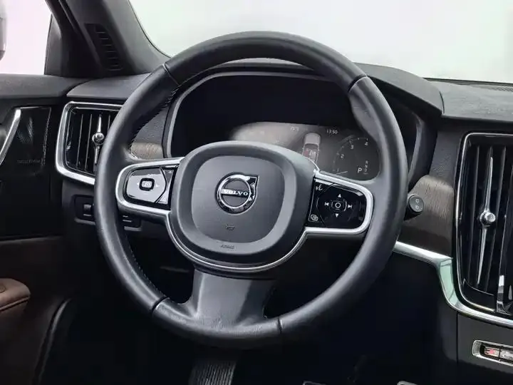 Volvo V90 2021 Cross Country B5 AWD Zhiyuan Edition 21