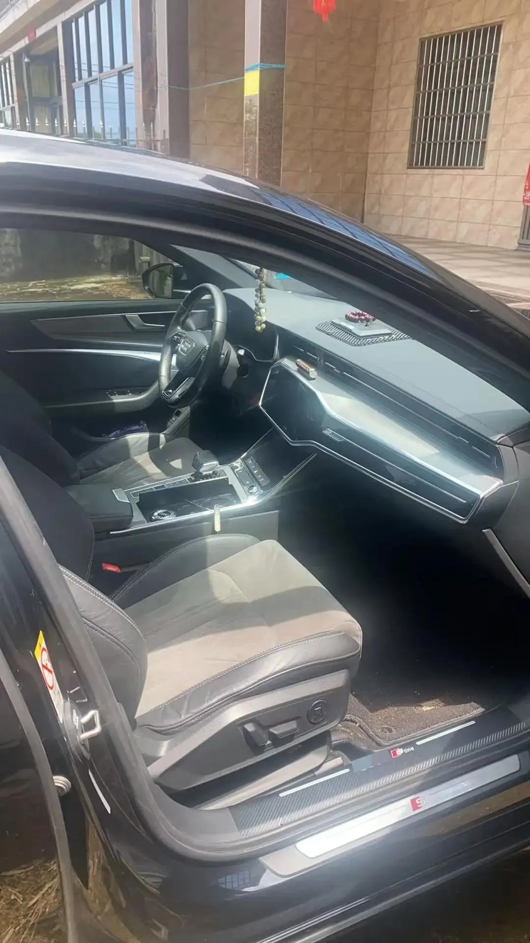 Audi A6L 2019 45 TFSI Selected Elegant Type 6