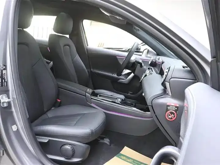 Mercedes Benz Class A 2025 A 180 L 19