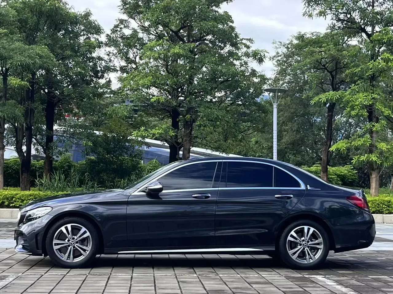 Mercedes Benz Class C 2020 to C 200 L Fashion 2