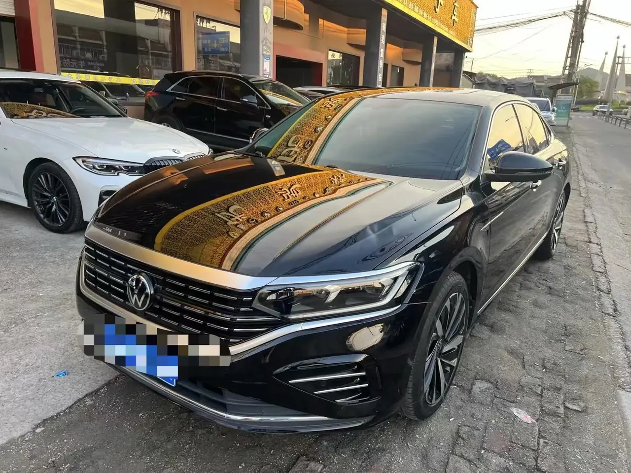 Open image lightbox: Volkswagen 2024 Passat 2.0TSI 380TSI Longteng Edition Automatic Gear