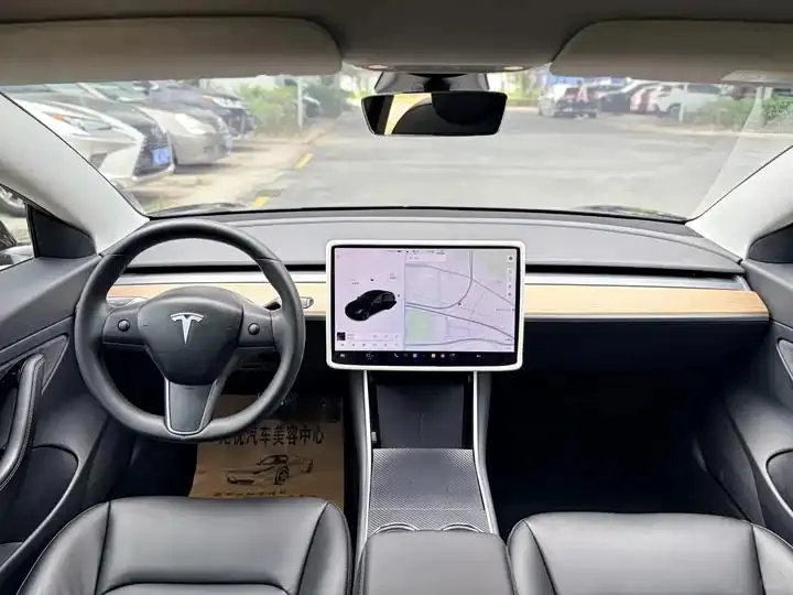 2020 Model 3 Standard Range Rear-Wheel Drive Upgrade Version 9