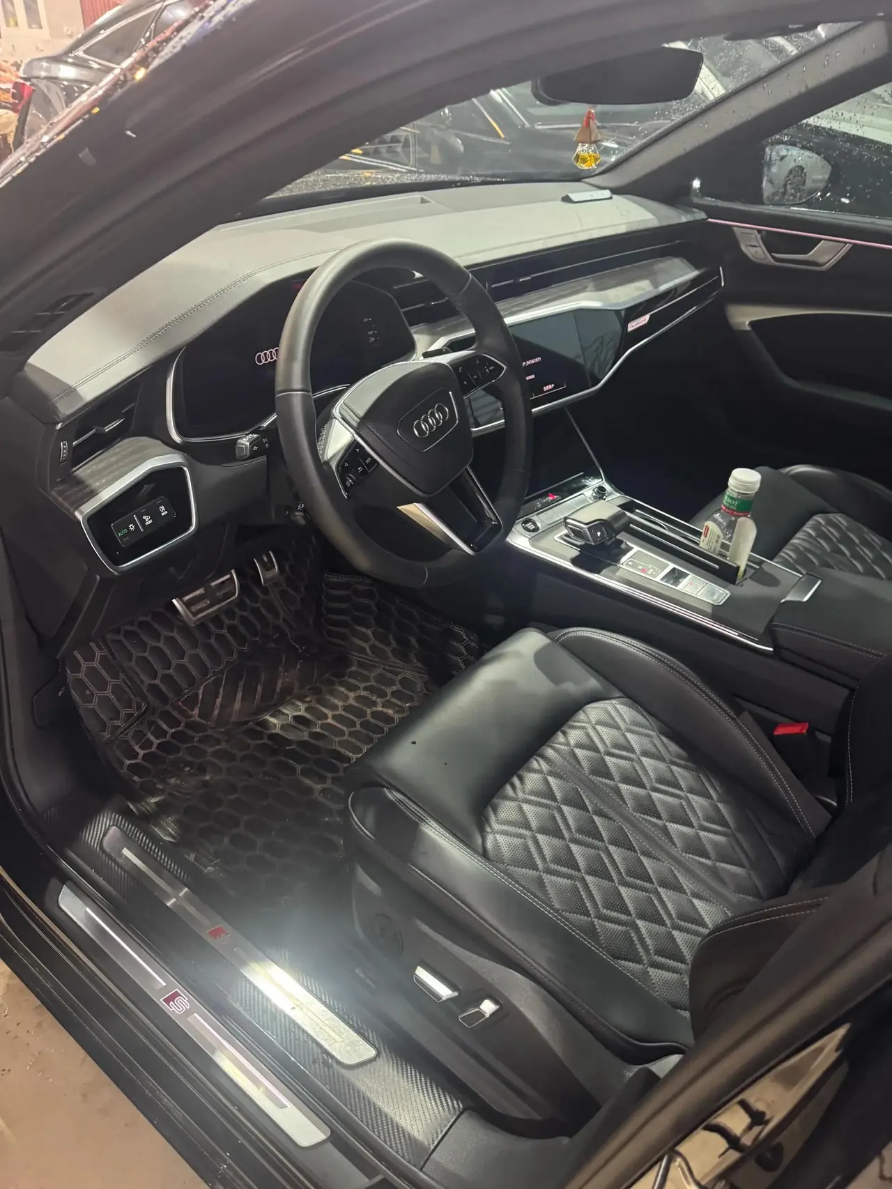 Audi 2025 A6L 2.0TFSI 45TFSI Prestige Dynamic Edition, Automatic 5
