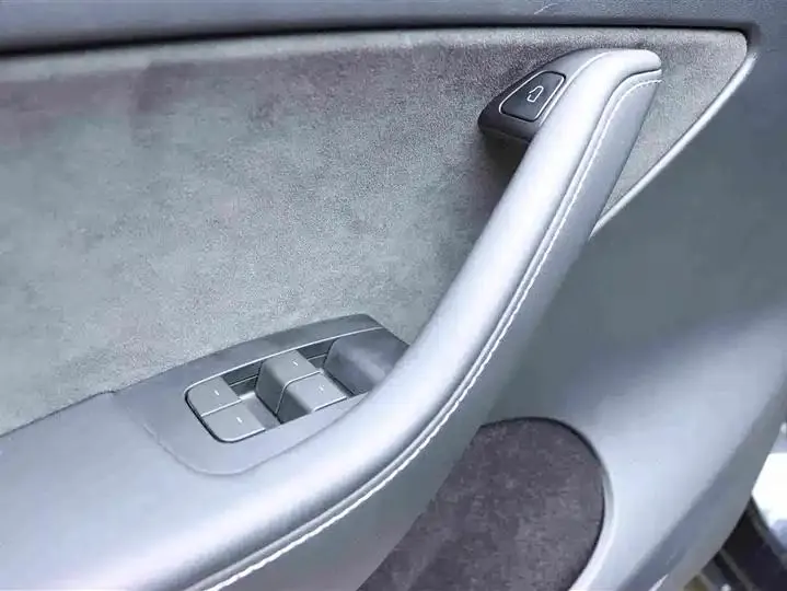 Model Y 2024 long-range all-wheel drive 10
