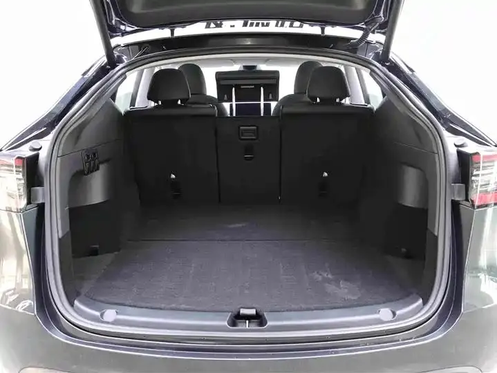 Model Y 2024 long-range all-wheel drive 29