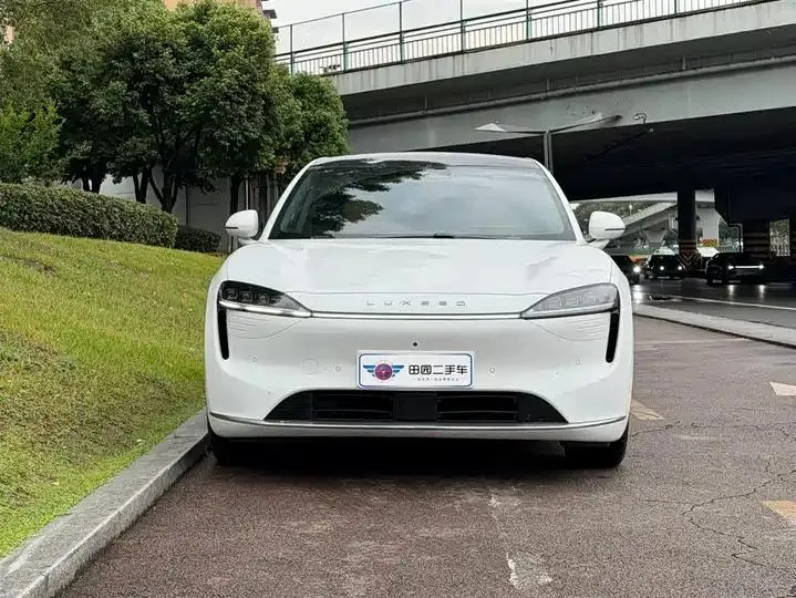 Intellectual R7 2024 Pure Electric 667km Pro 2