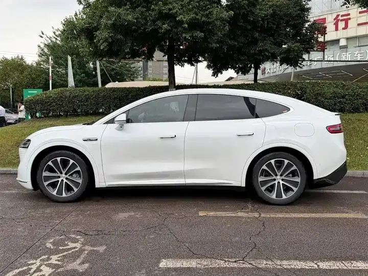 Intellectual R7 2024 Pure Electric 667km Pro 3