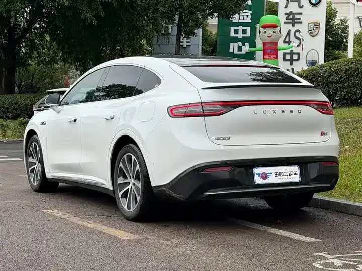 Intellectual R7 2024 Pure Electric 667km Pro 4