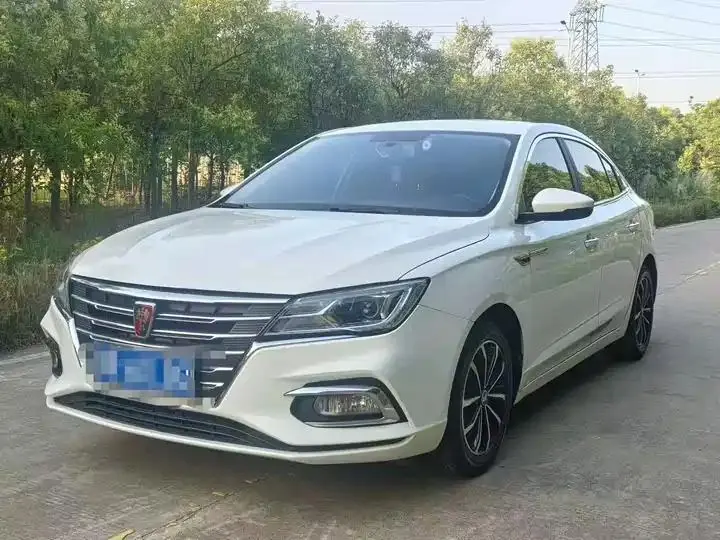 Открыть галерею: Roewe i5 2021 1.5L Manual Diamond Edition