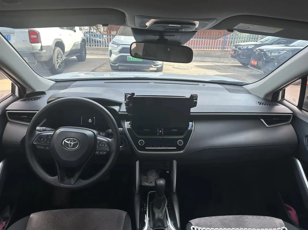 Toyota 2024 Corolla Ruiyuan Dual Engine 2.0 Stepless Intelligent Electric Hybrid Pioneer Edition Automatic Gear 7
