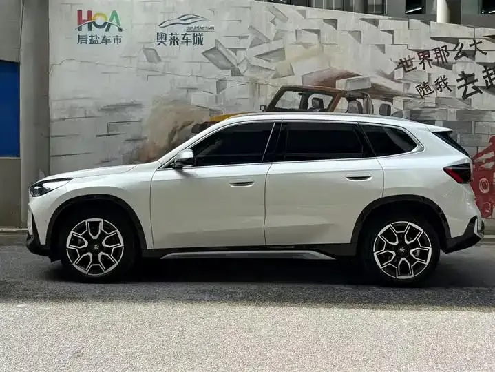 BMW X1 2023 sDrive25Li X Design Set 3