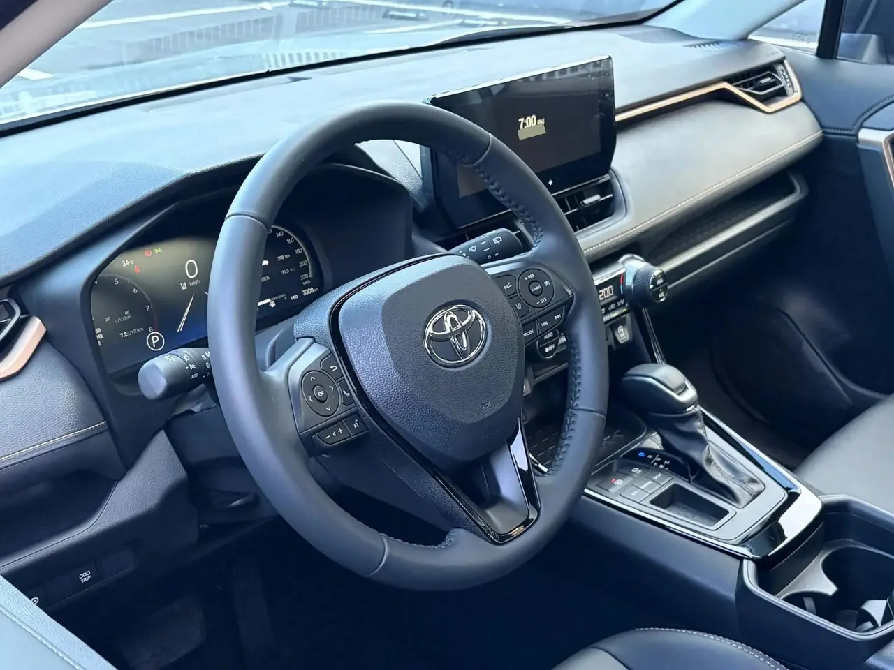 Toyota 2024 Wilanda 2.0 Stepless Two-Drive City Edition Automatic Gear 7
