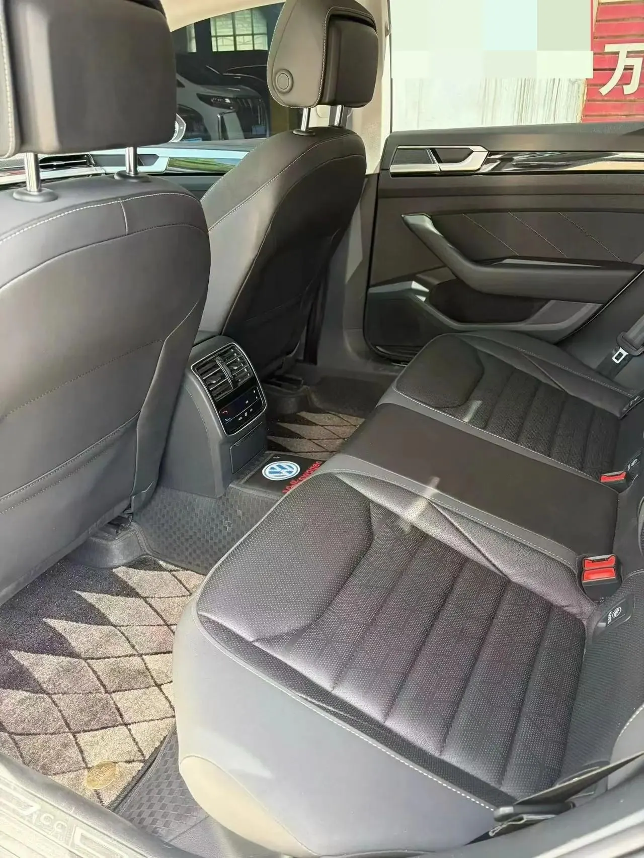 FAW-Volkswagen CC 2023 380TSI eye-catching edition 8