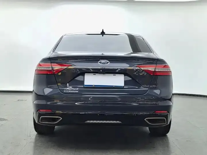 Taurus 2019 EcoBoost 245 Premium Edition 5