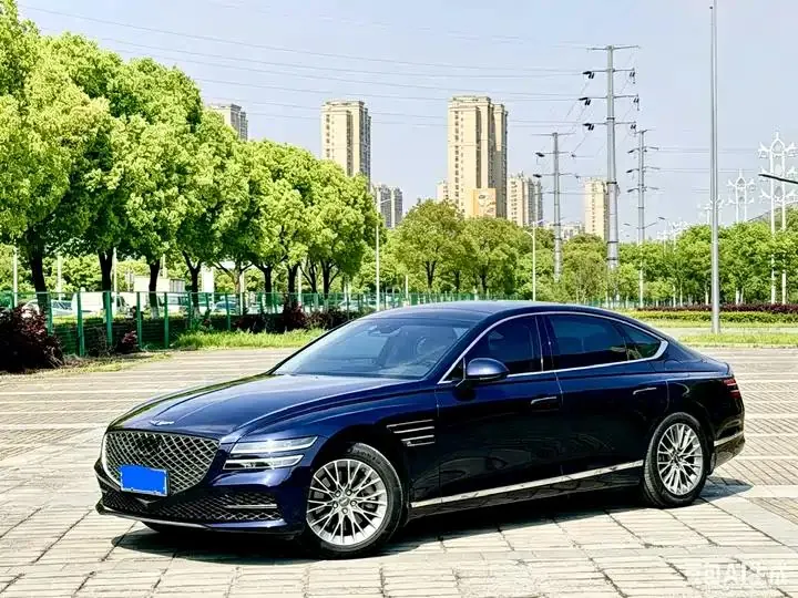 Открыть галерею: Genesis G80 2023 2.5T Rear Drive Deluxe Edition