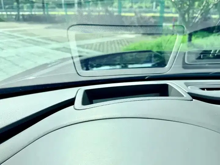 Genesis G80 2023 2.5T Rear Drive Deluxe Edition 9