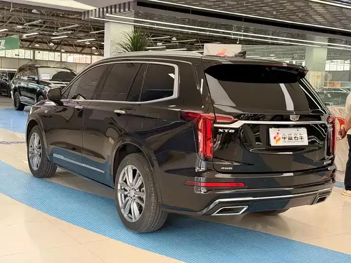 Cadillac XT6 2022 2.0T 6-seat 4-wheel drive luxury model 17
