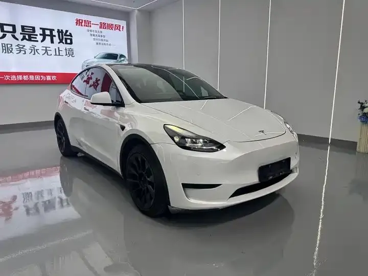 Model Y 2022 rear-wheel drive version 3