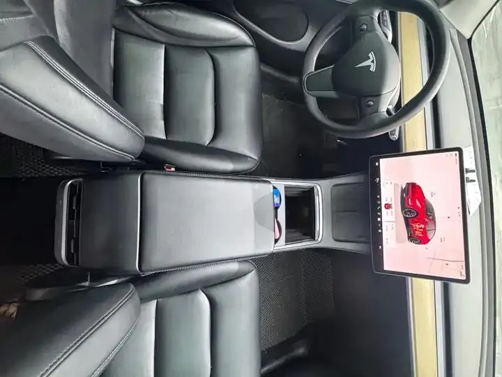 Model Y 2022 rear-wheel drive version 8