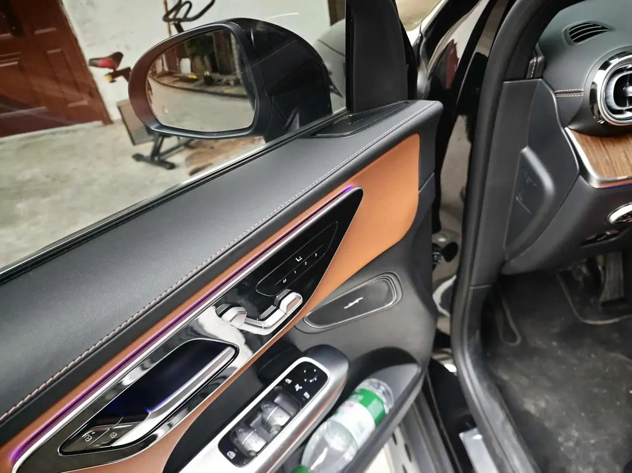 Mercedes Benz 2025 GLC 300 L 4MATIC 48V 2.0T Dynamic 5-seat (Modified) Automatic Gear 4